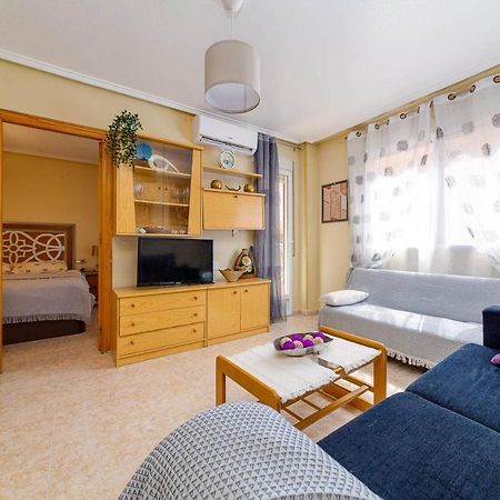 Cozy Appartment Torrevieja At Irina ภายนอก รูปภาพ