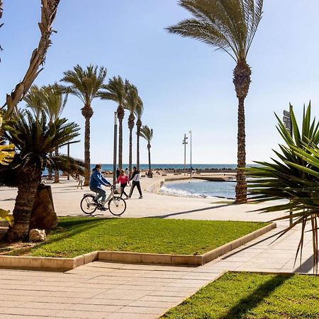 Cozy Appartment Torrevieja At Irina ภายนอก รูปภาพ