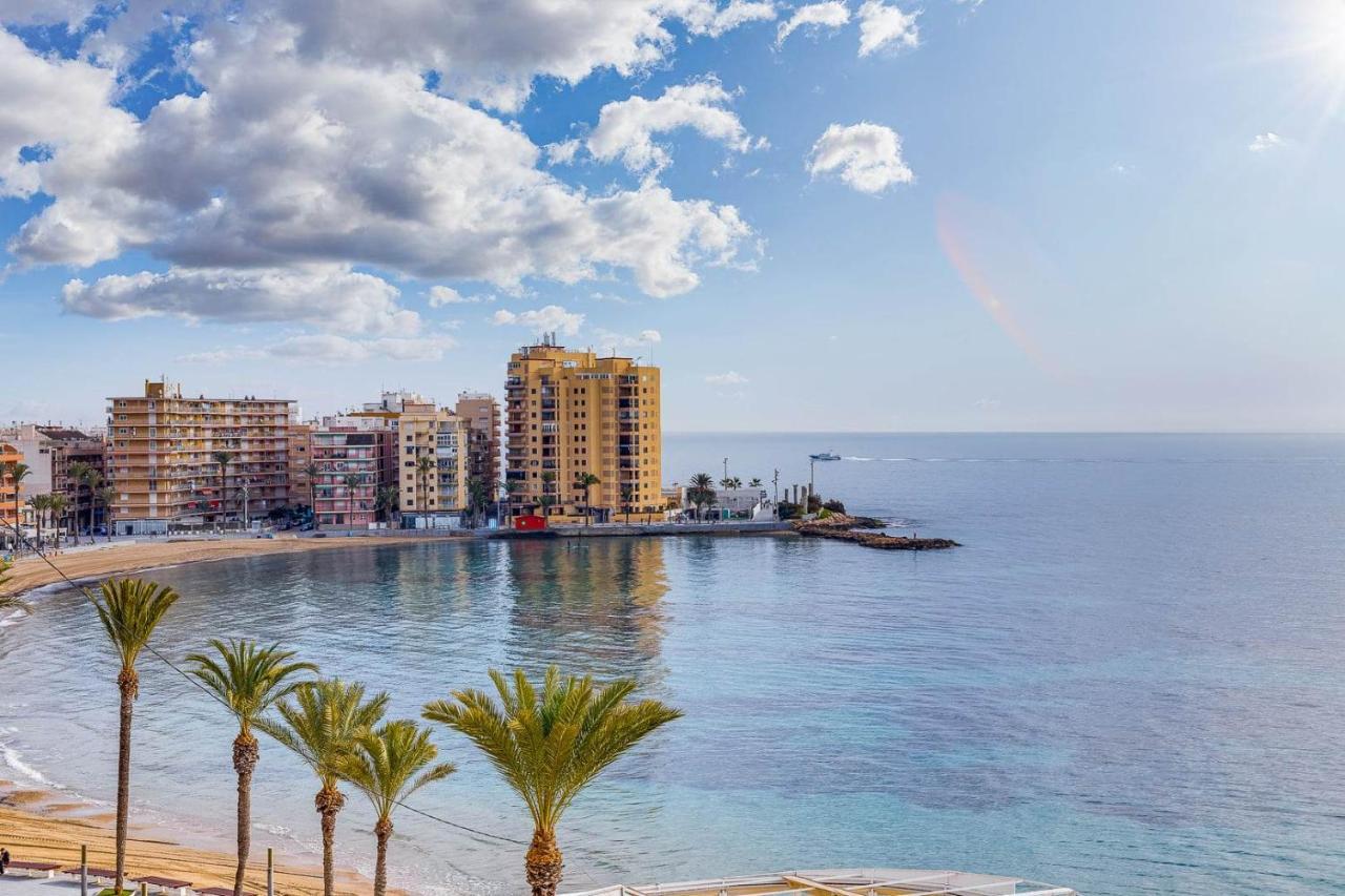 Cozy Appartment Torrevieja At Irina ภายนอก รูปภาพ